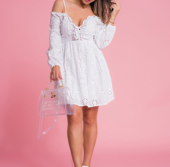Little White ruha